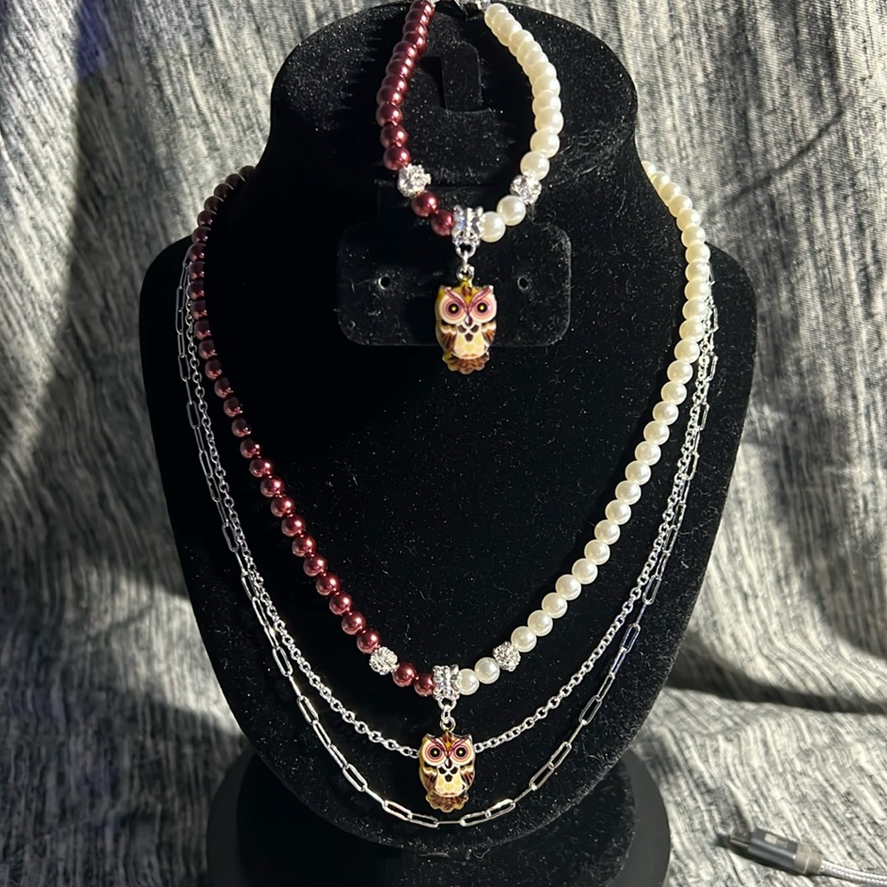 16-18 INCH TRIPLE NECKLACE WITH CHAIN EXTENDER. 6 INCH BRACELET. HANDMADE BY ME